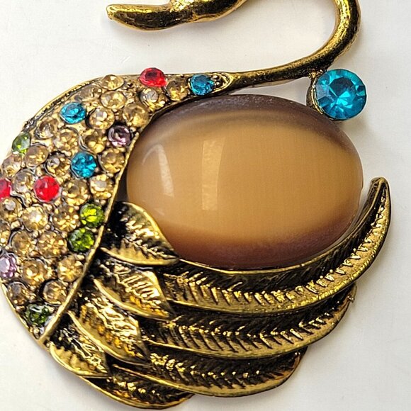 Swan Pendant Necklace - Picture 3 of 7